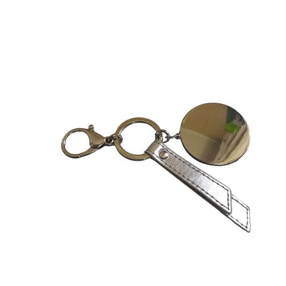 Welcome to fabulous Las Vegas Nevada keychain. Silver, white with synthetic diam - Picture 4 of 4